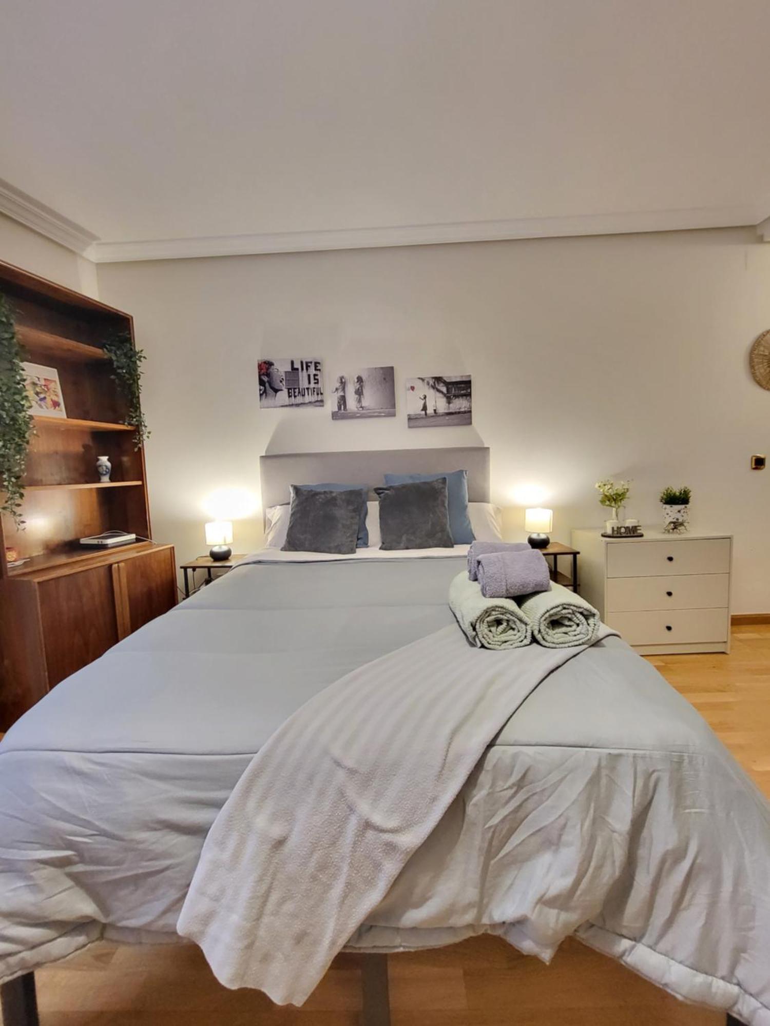 דירות מדריד Apartamento Plaza Espana Gran Via Centro מראה חיצוני תמונה